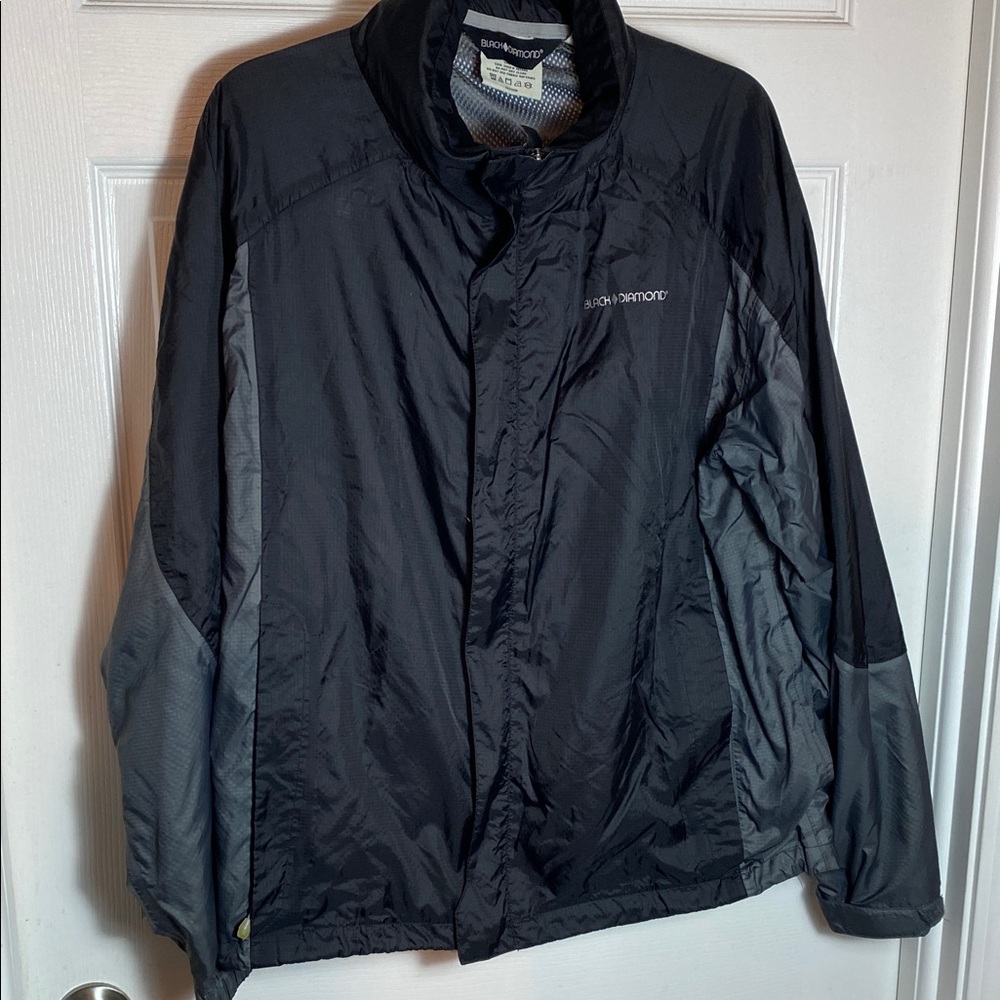 Black Diamond Men's Black and Gray Lightweight Packable  Jacket